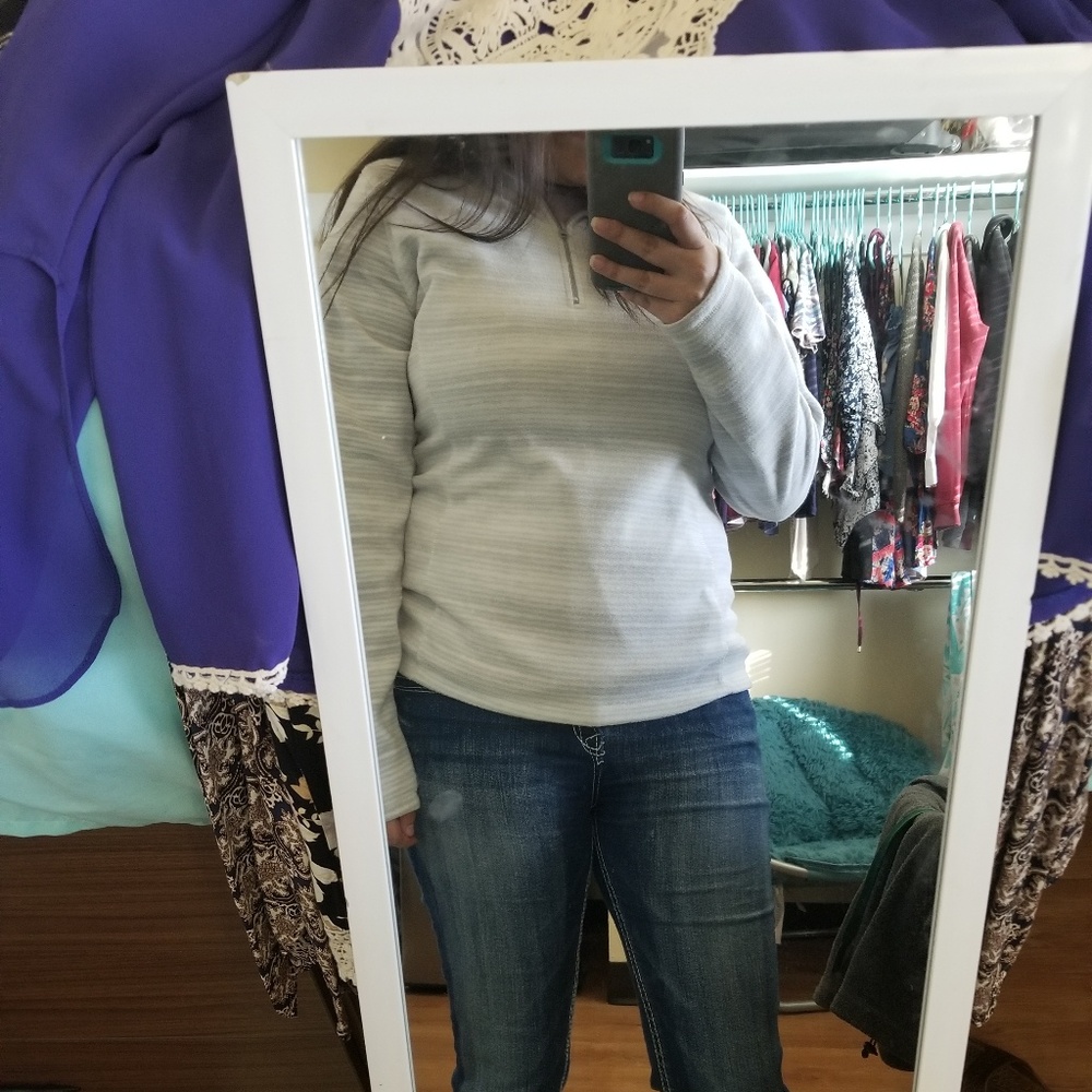 Old Navy Pull Over Sweater